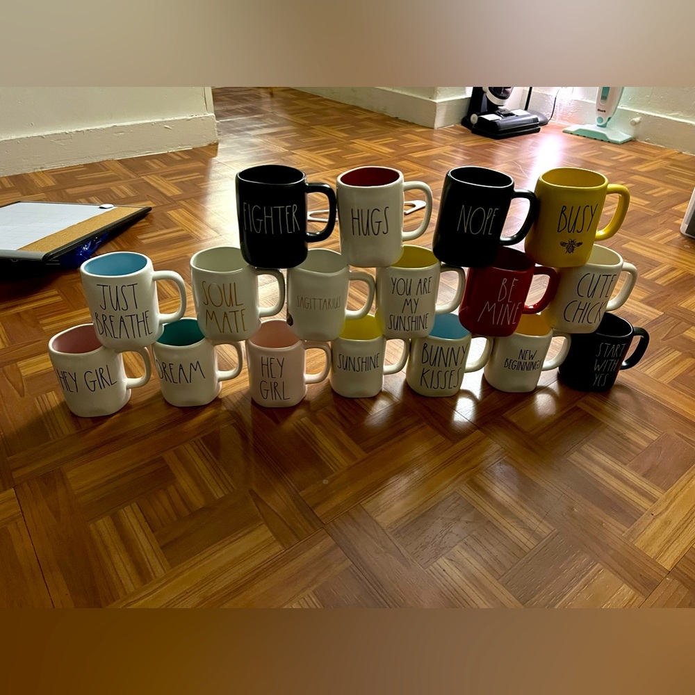 RAE DUNN MUGS